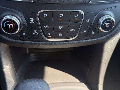 Used 2024 Chevrolet Equinox LT w/ LPO, Floor Liner Package image 19