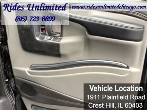 Used 2015 Chevrolet Express 2500 Extended RWD image 35
