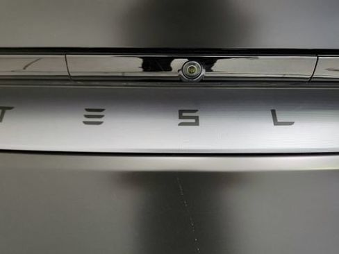 Used 2026 Tesla Model Y Performance AWD/4WD image 31