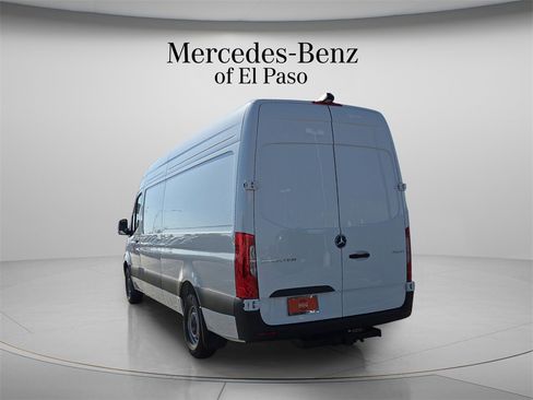 New 2025 Mercedes-Benz Sprinter 2500 image 8