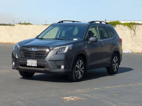Used 2023 Subaru Forester Limited w/ Popular Package #2 AWD/4WD image 4