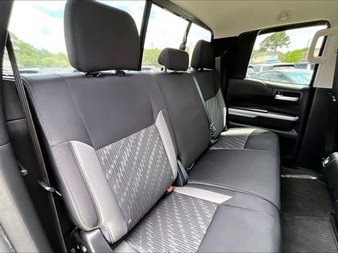 Used 2020 Toyota Tundra SR5 w/ SR5 Upgrade Package AWD/4WD image 20