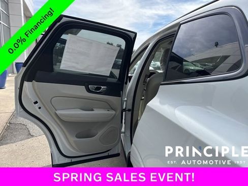 New 2026 Volvo XC60 B5 Ultra w/ Protection Package Premier image 31