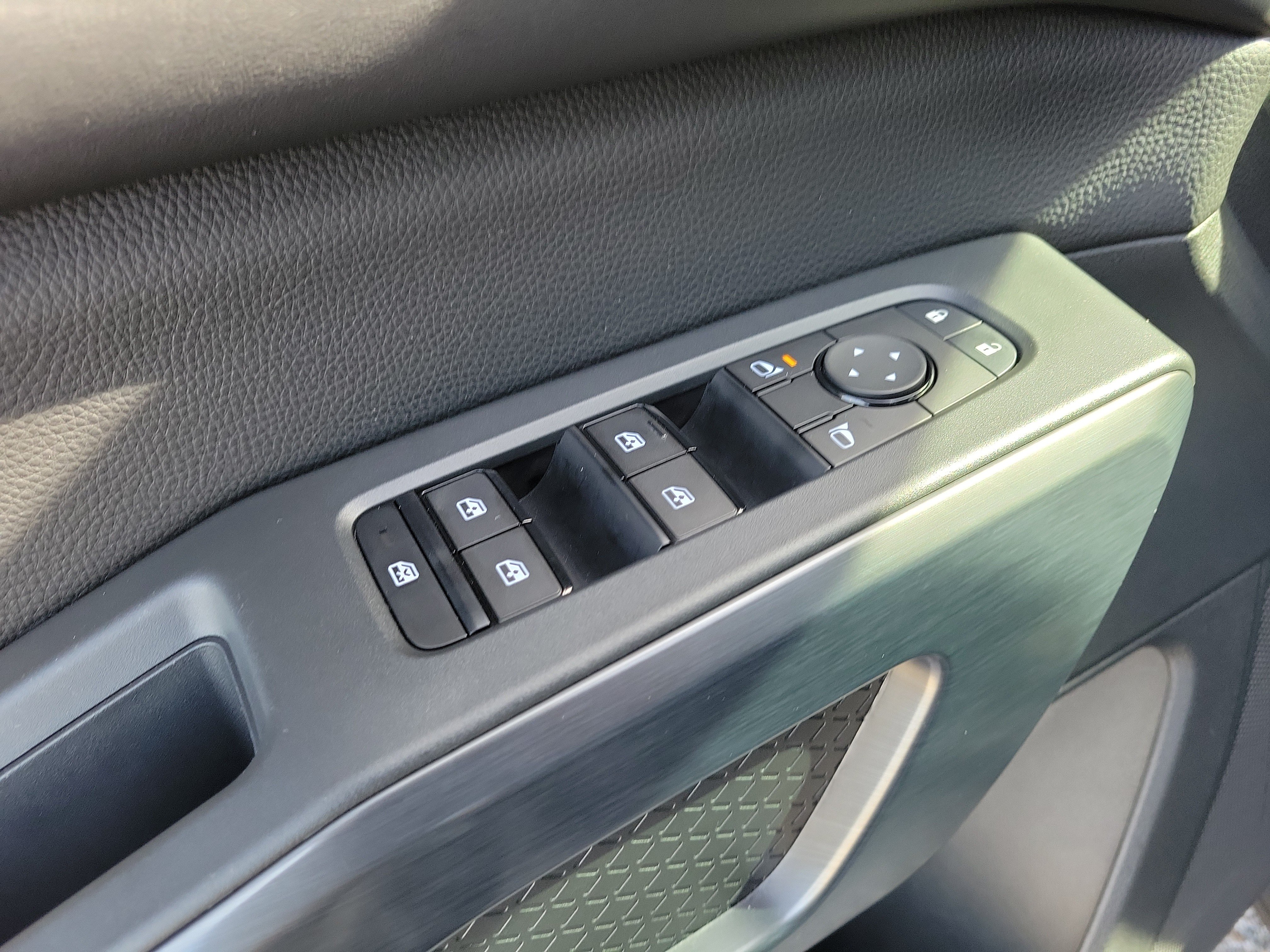 Certified 2024 Nissan Pathfinder Rock Creek AWD/4WD image 16
