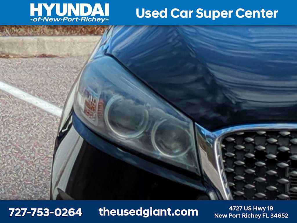 Used 2017 Kia Sorento SX AWD/4WD image 9