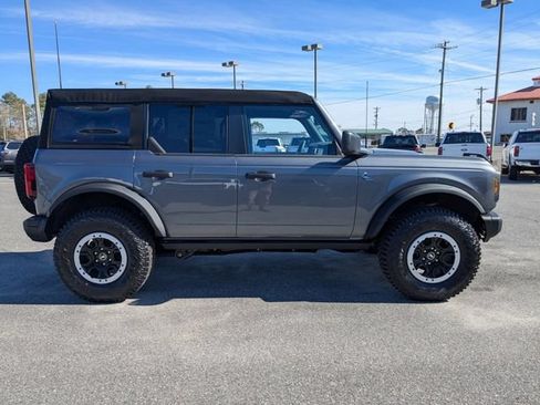 New 2024 Ford Bronco Black Diamond w/ Sasquatch Package AWD/4WD image 3