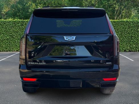Used 2022 Cadillac Escalade ESV Sport w/ Touring Package AWD/4WD image 5