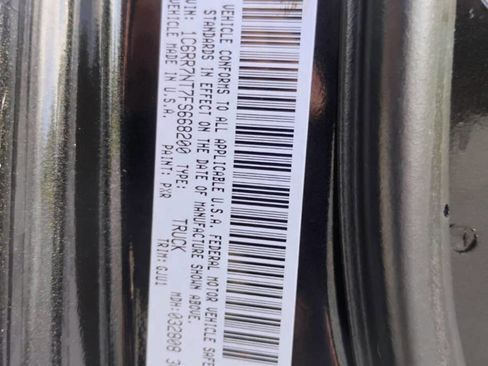 Used 2015 RAM 1500 Laramie w/ Convenience Group image 26