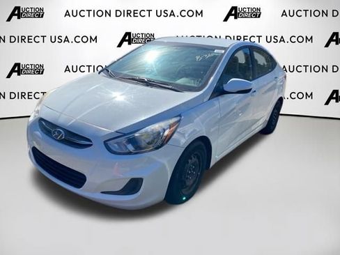 Used 2016 Hyundai Accent SE image 1
