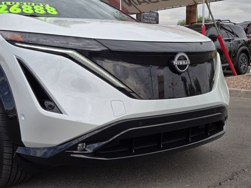 Used 2024 Nissan Ariya FWD image 2