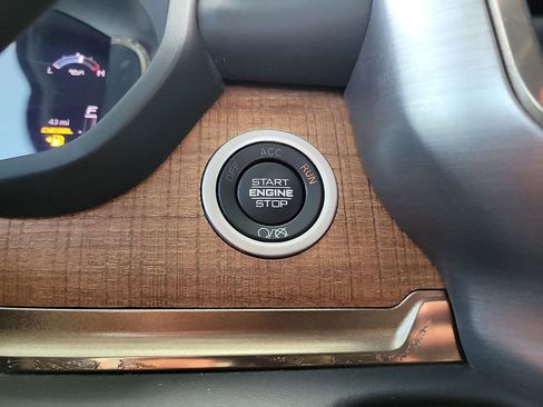 Used 2023 RAM 3500 Limited image 20