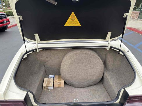 Used 1988 Jaguar XJ6 image 33