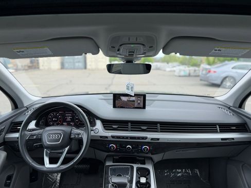 Used 2019 Audi Q7 2.0T Premium w/ Cold Weather Package AWD/4WD image 31