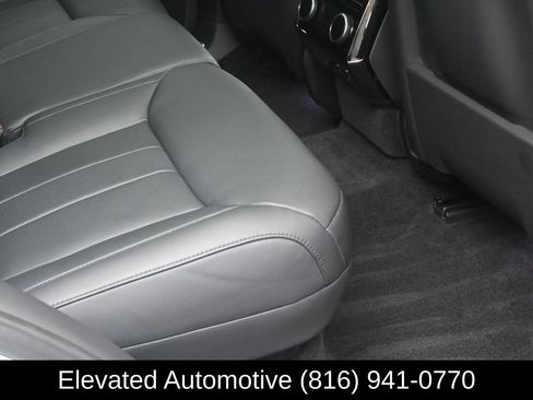 Used 2024 Land Rover Range Rover Sport Dynamic SE AWD/4WD image 9