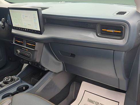 Certified 2025 Ford Maverick Tremor AWD/4WD image 35