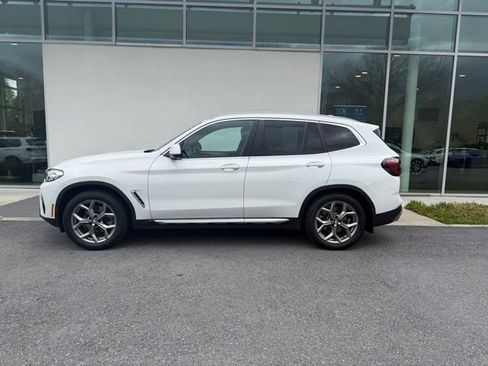 Used 2022 BMW X3 xDrive30i w/ Convenience Package AWD/4WD image 2