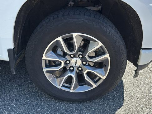 Used 2019 Chevrolet Silverado 1500 RST w/ All-Star Edition image 11