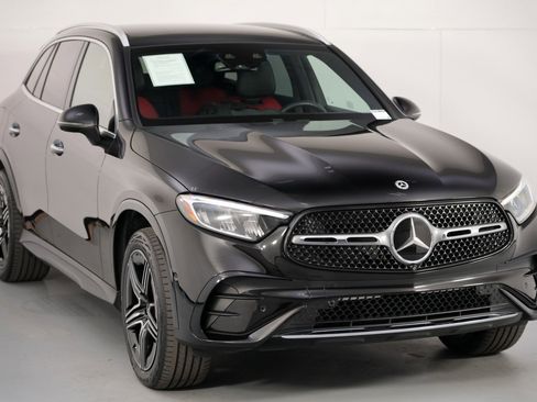 Used 2023 Mercedes-Benz GLC 300 w/ AMG Line image 61