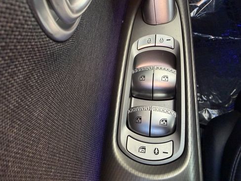 Used 2025 Genesis GV60 RWD image 26