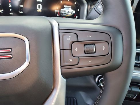 New 2026 GMC Sierra 1500 Elevation image 13