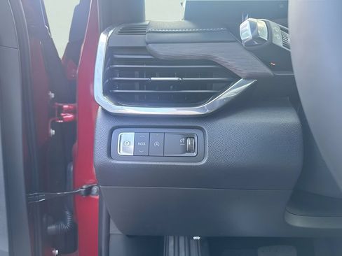 New 2026 GMC Acadia Denali w/ Super Cruise Package FWD image 17