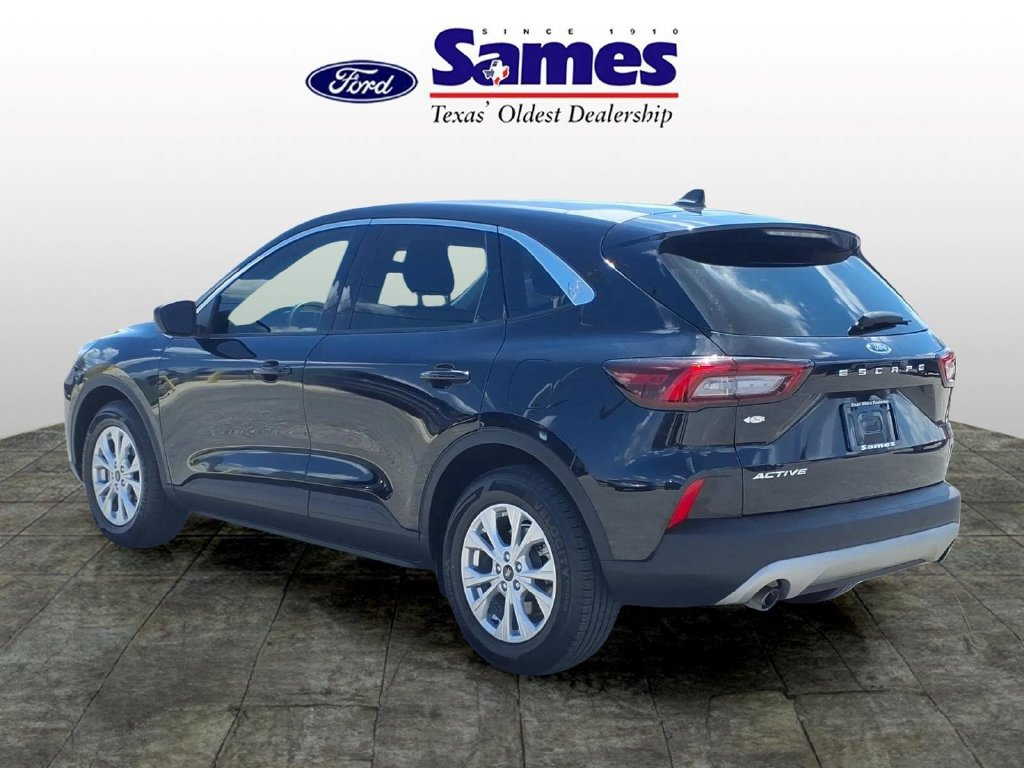 Used 2024 Ford Escape Active w/ Tech Pack #1 FWD image 5