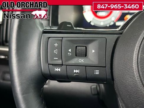 Used 2024 Nissan Pathfinder Platinum AWD/4WD image 19