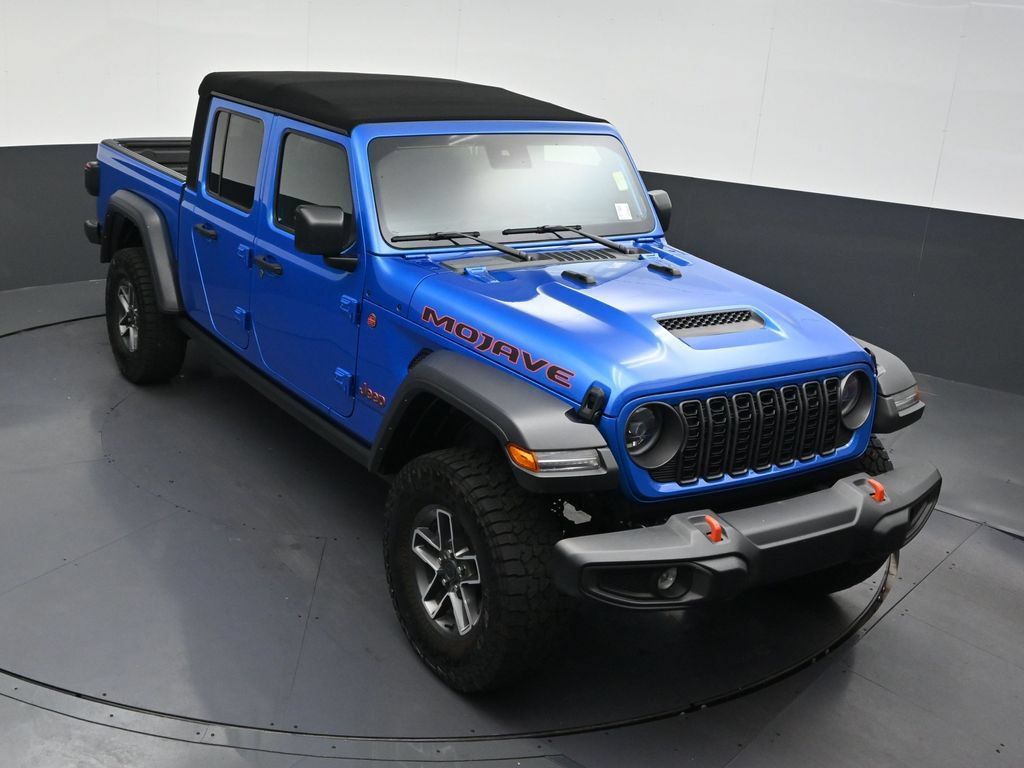 Used 2024 Jeep Gladiator Mojave AWD/4WD image 22