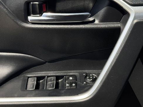 Used 2024 Toyota RAV4 XLE image 23