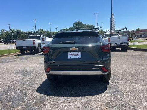 New 2026 Chevrolet Trax LT FWD image 4