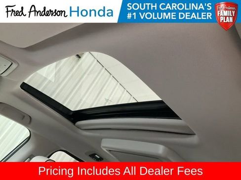 New 2026 Honda Odyssey Touring image 7
