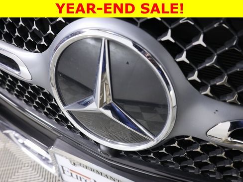 Used 2025 Mercedes-Benz GLC 300 4MATIC image 54