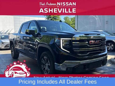 Used 2025 GMC Sierra 1500 SLT AWD/4WD image 1
