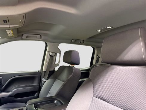 Used 2018 Chevrolet Silverado 1500 LT w/ All Star Edition image 22