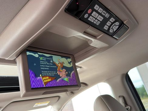 Used 2017 Honda Pilot Touring image 13