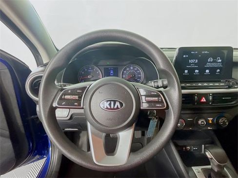 Used 2020 Kia Forte LXS image 12