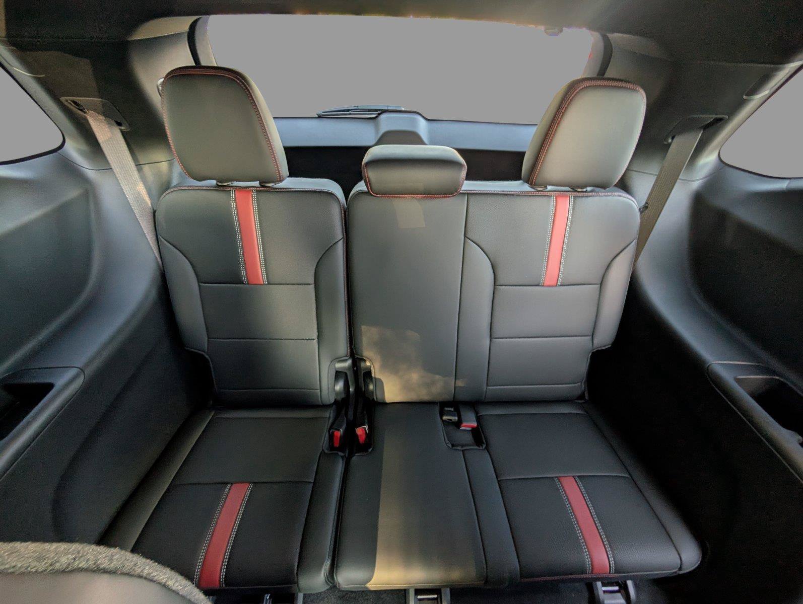 New 2027 Chevrolet Traverse RS FWD image 35