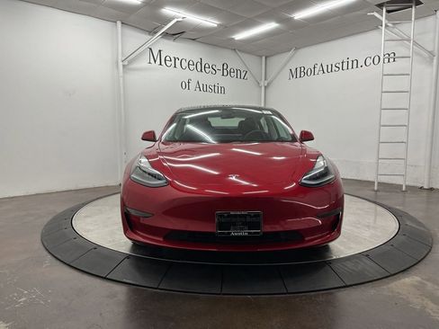 Used 2022 Tesla Model 3 image 2