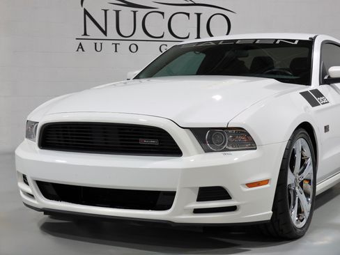 Used 2013 Ford Mustang GT RWD image 42