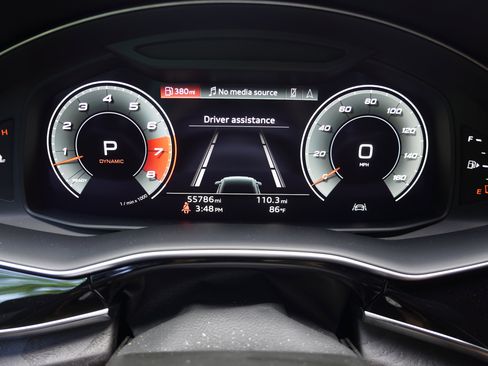 Used 2021 Audi Q8 Premium Plus w/ Premium Plus Package AWD/4WD image 20