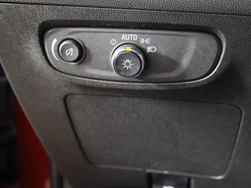 Used 2024 Buick Encore GX Sport Touring w/ Experience Buick Package image 37