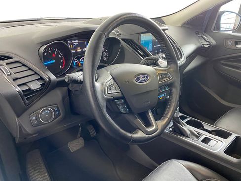 Used 2018 Ford Escape Titanium w/ Ford Safe & Smart Package image 4