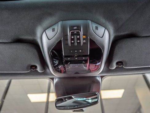 Used 2019 Maserati Levante GranLusso image 37