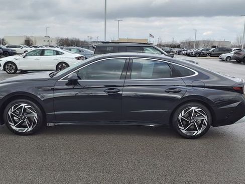 Certified 2025 Hyundai Sonata SEL image 9