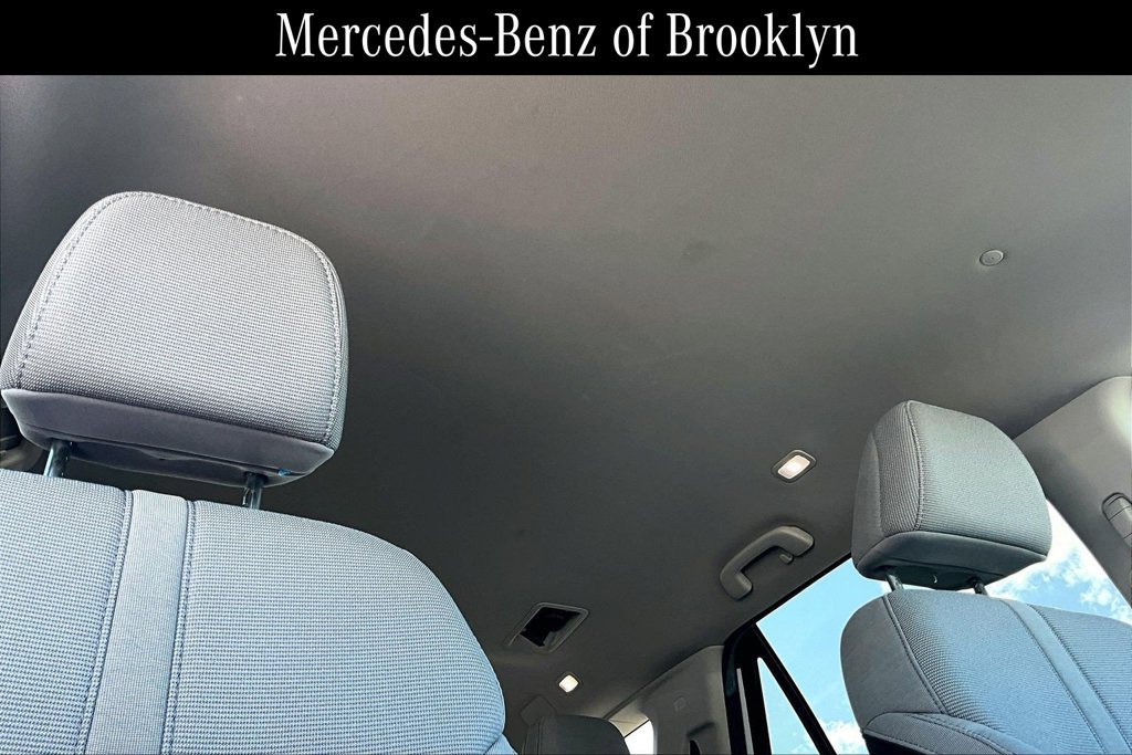 Used 2023 Honda Pilot LX image 14
