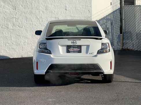 Used 2014 Scion tC image 6