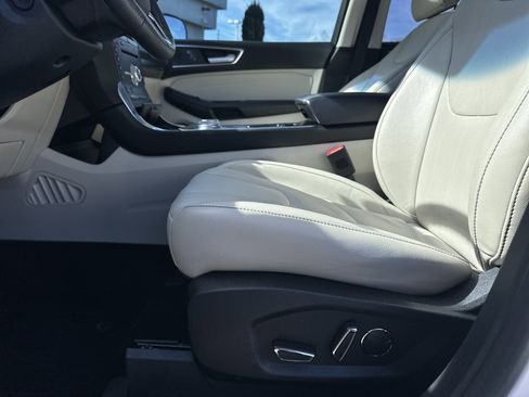 Used 2019 Ford Edge Titanium w/ Equipment Group 301A image 11