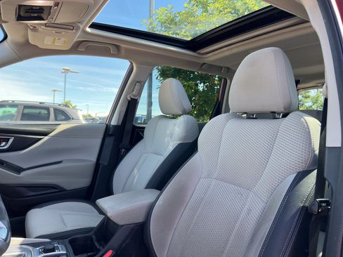 Used 2023 Subaru Forester Premium AWD/4WD image 25
