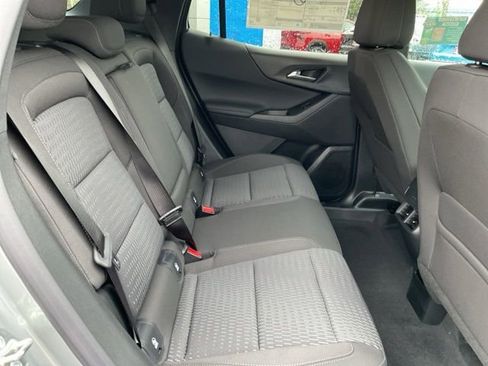 New 2026 Chevrolet Equinox LT AWD/4WD image 27