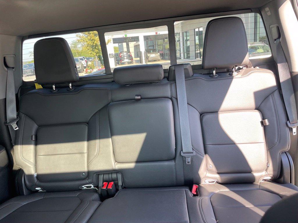 Used 2021 GMC Sierra 2500 SLT w/ SLT Premium Package RWD image 22